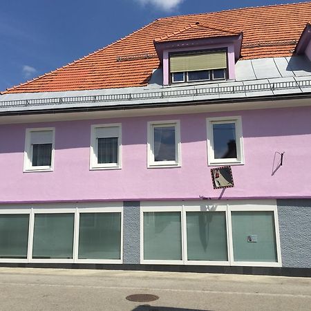 Ferienwohnung Haus Weisses Lamm Weitensfeld Exterior foto